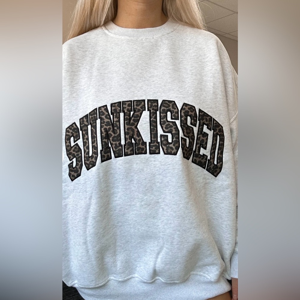 Sun-kissed Coconut Crewneck Sweatshirt